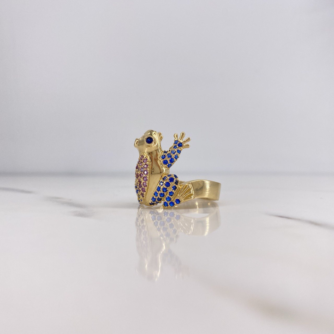 Anillo Rana 7.15gr / T9 1/4 / Circones Azules Morados Oro Amarillo 18K &