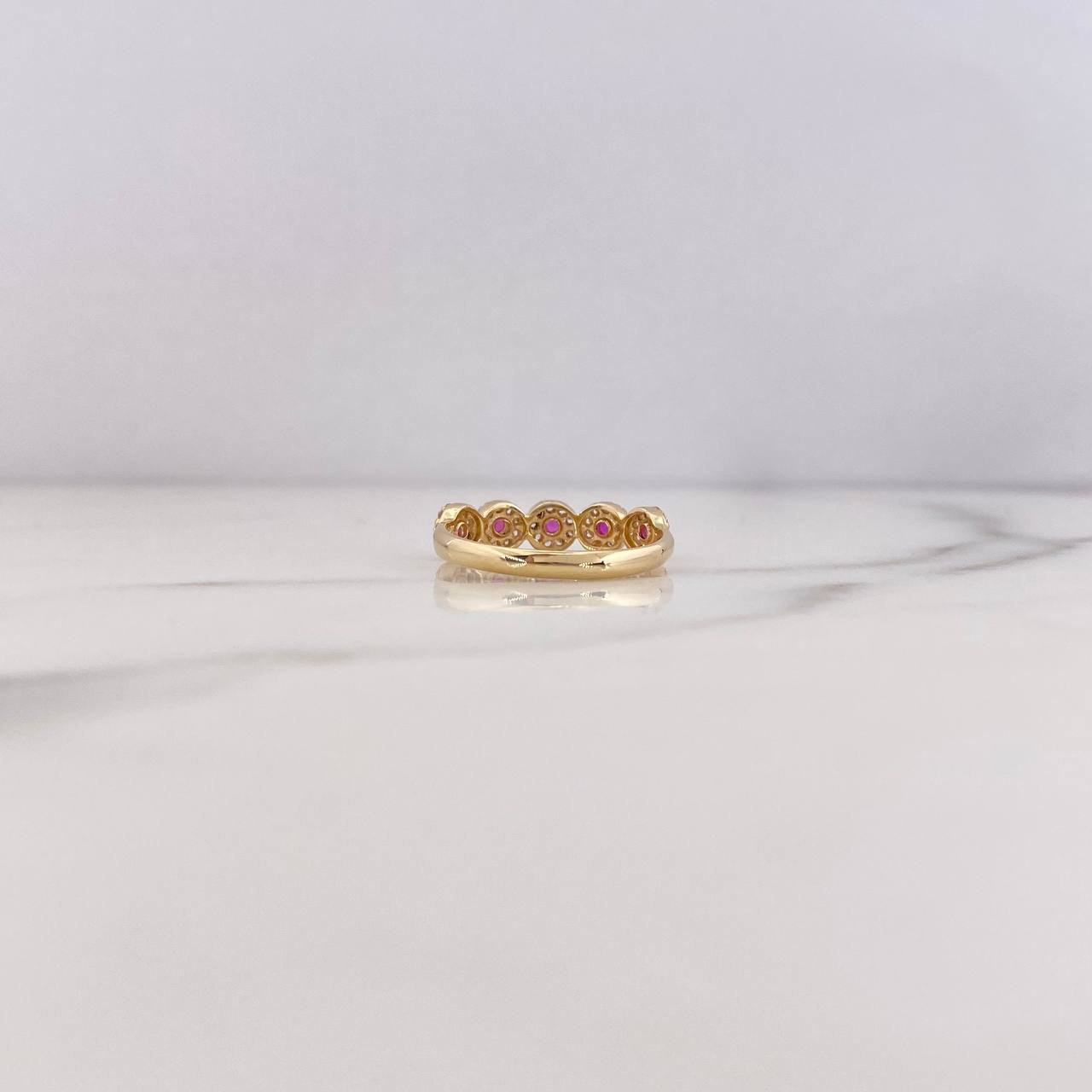 Anillo Tupido 2.15gr / T7 / Circones Fucsias Blancos Oro Amarillo 18K &