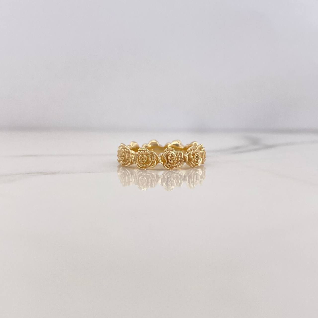 Anillo Rosas 4.6gr / T6 1/2 / Oro Amarillo 18K &