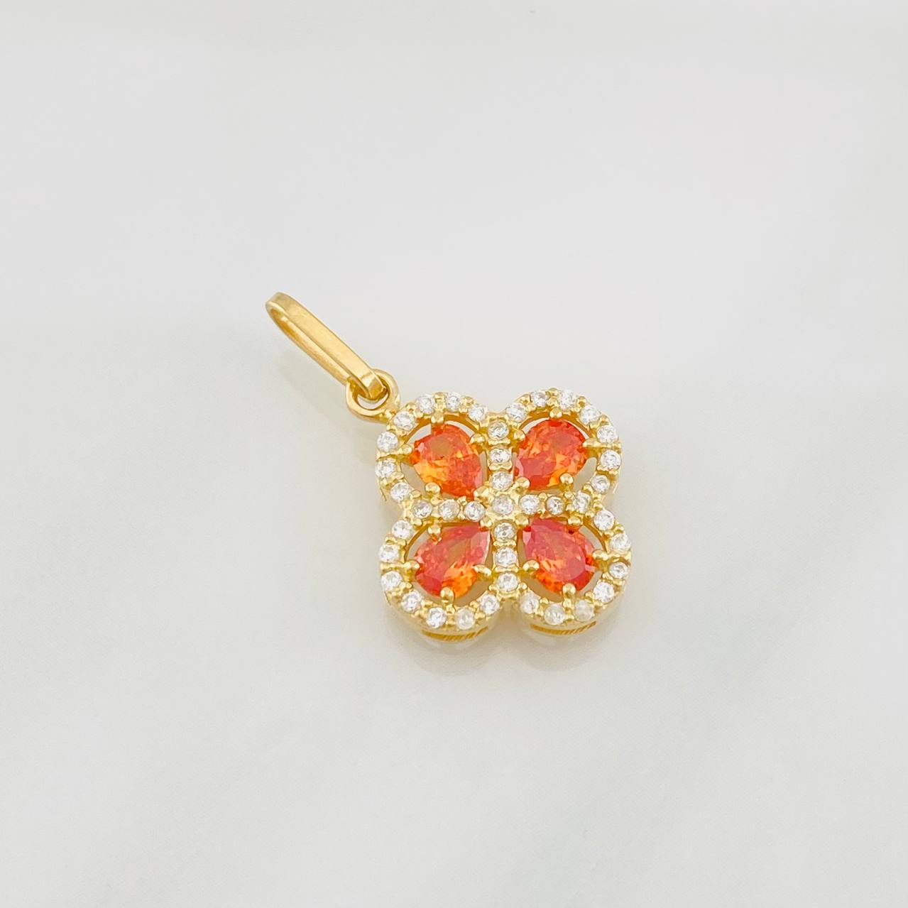 Dije Trebol 1.7g / 2.3cm Oro Amarillo 18K