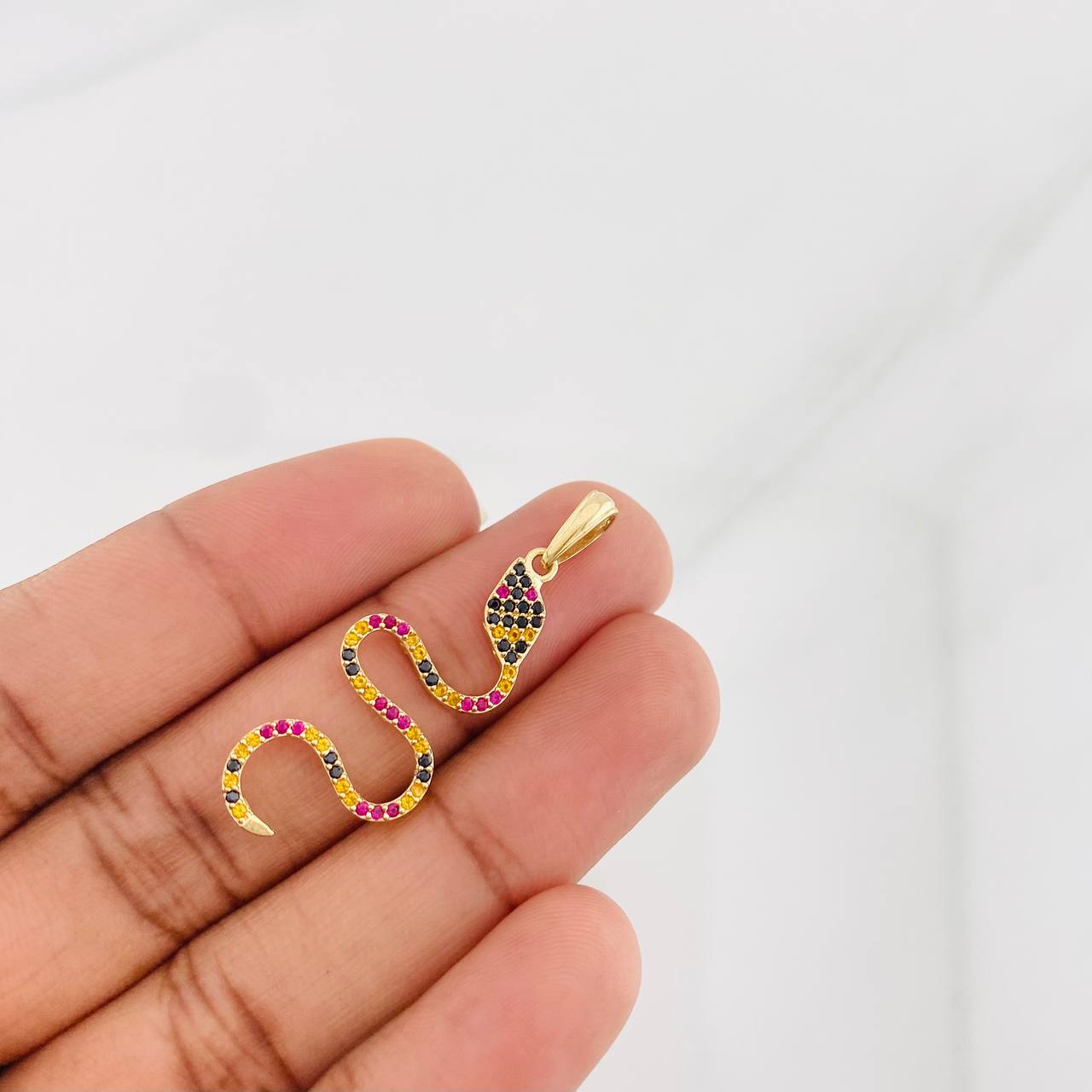 Dije Serpiente 1.8g / 4cm Oro Amarillo 18K