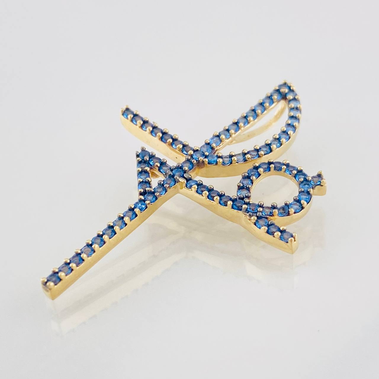 Dije Fe 2.9g / 4cm Oro Amarillo 18K