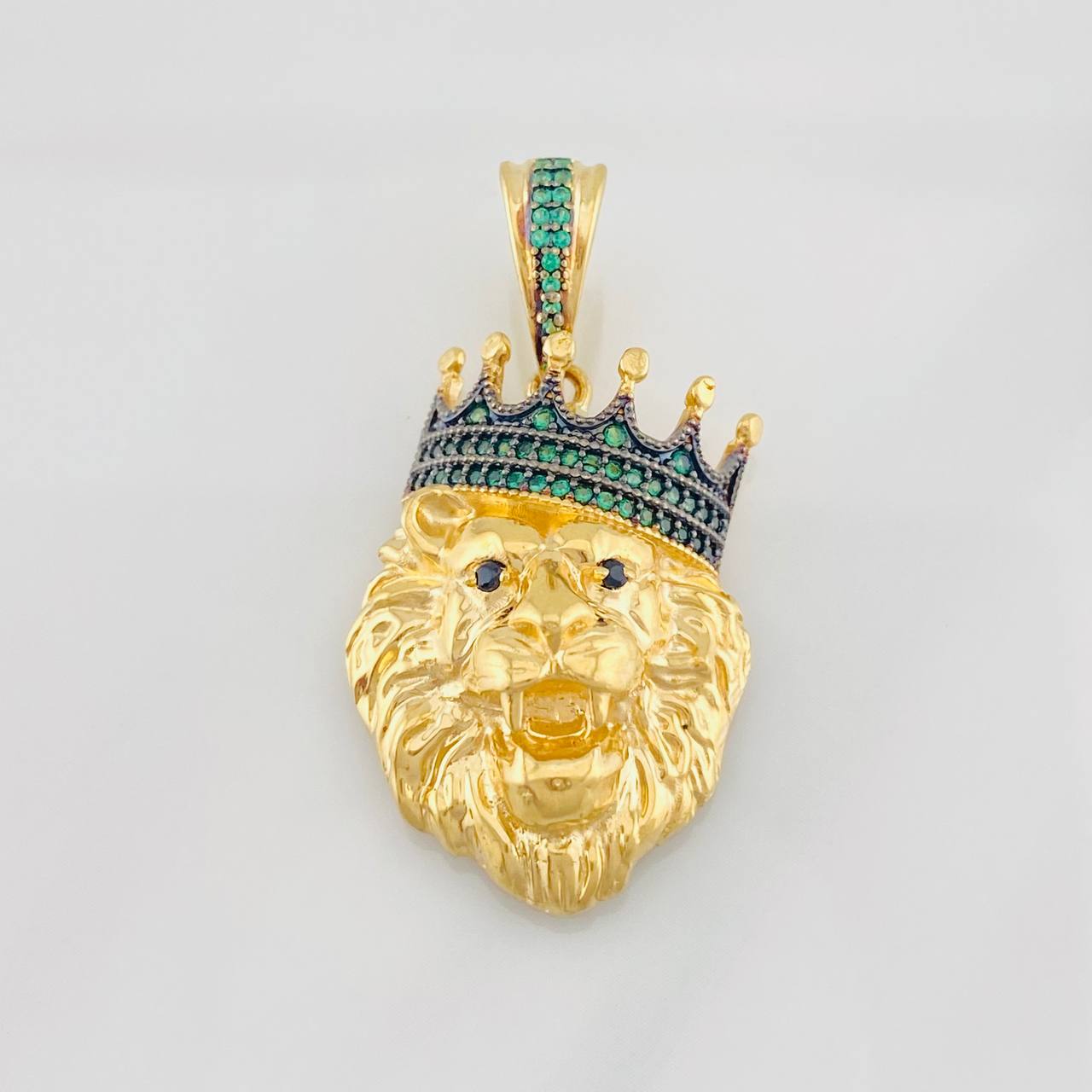 Dije Rey Leon 9.25g / 4cm Dos Oros Negro Amarillo 18K