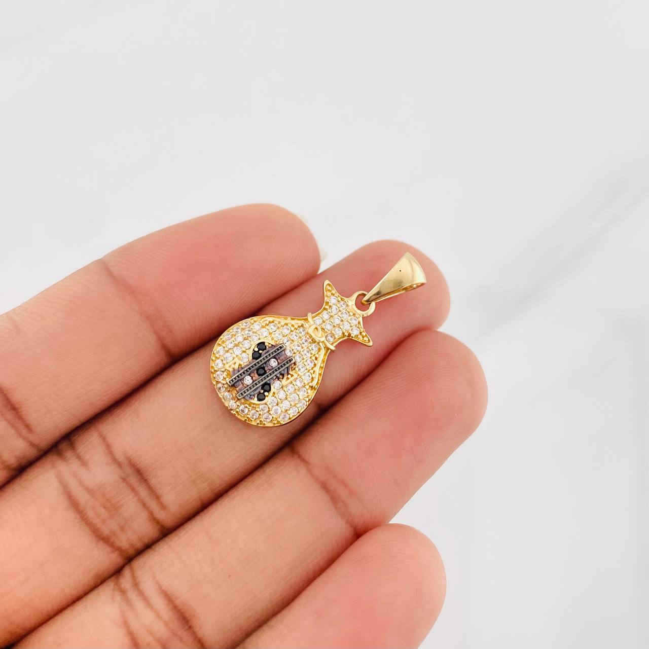 Dije Bolsa de Dinero 2.3g / 2.8cm Dos Oros Negro Amarillo 18K