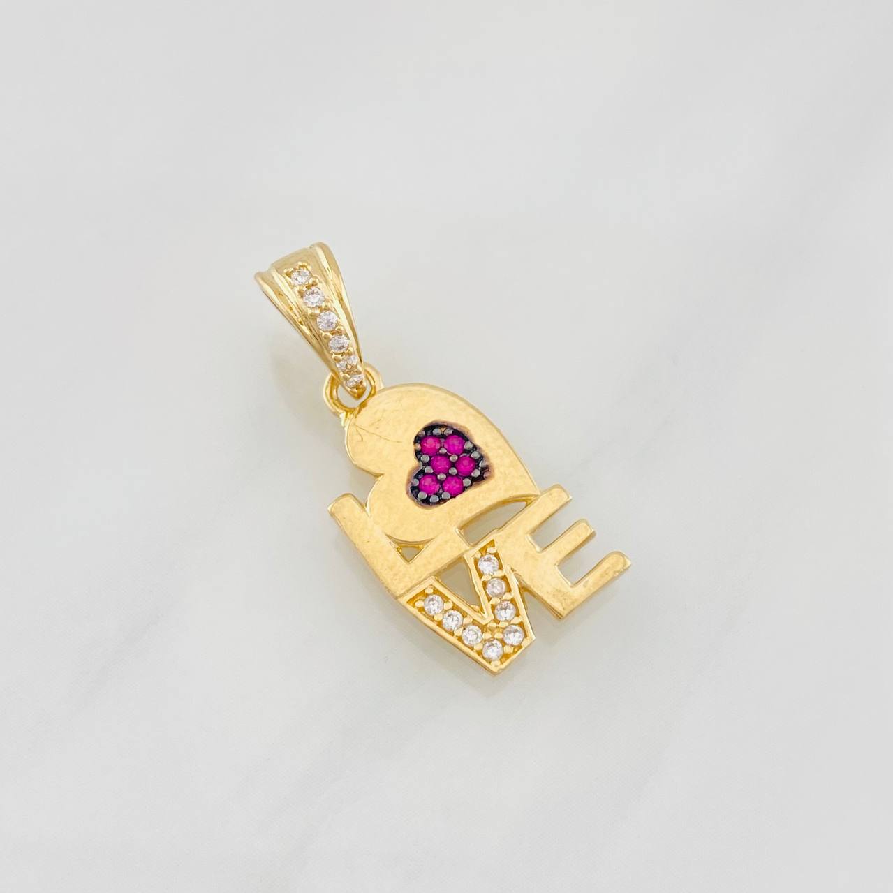 Dije Love Corazon 1.55g / 2.4cm Dos Oros Negro Amarillo 18K
