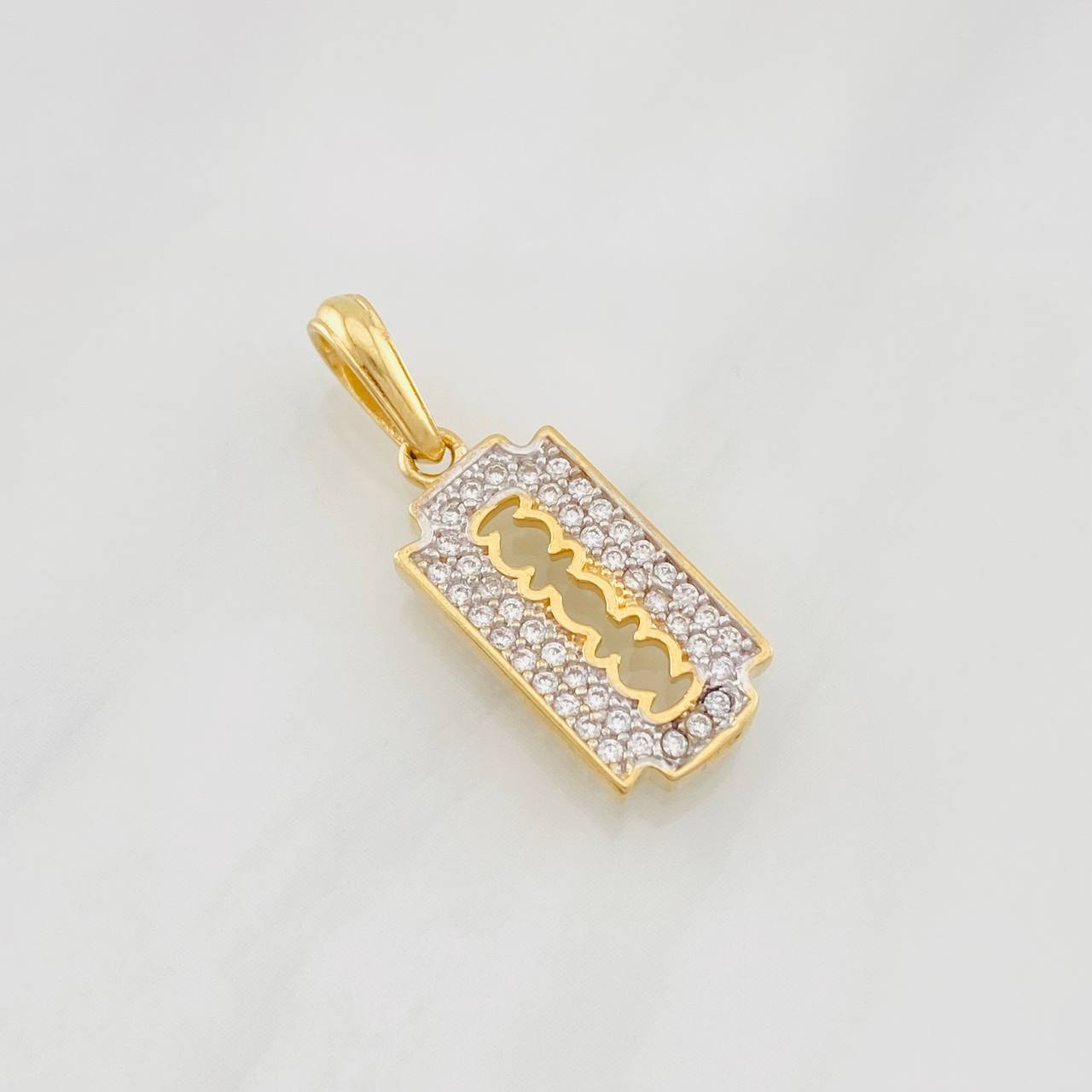 Dije Cuchilla 1.75g / 2.4cm Dos Oros Amarillo Blanco 18K