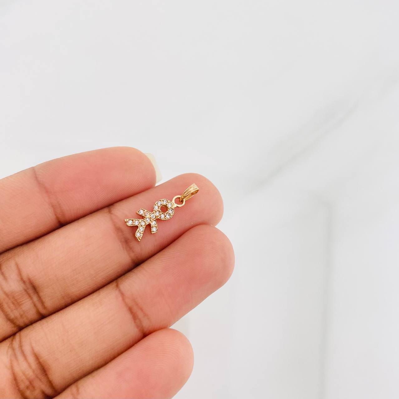 Dije Niño 0.6g / 1.8cm Oro Rosa 18K