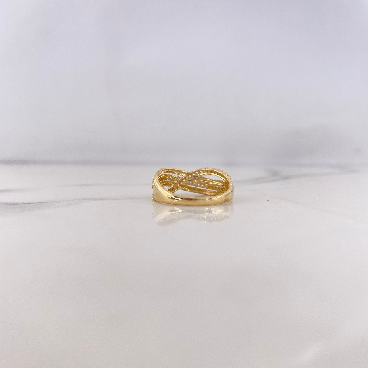 Anillo Rustico Cruzado 3.05gr / T6 3/4 / Circones Blancos Oro Amarillo 18K #