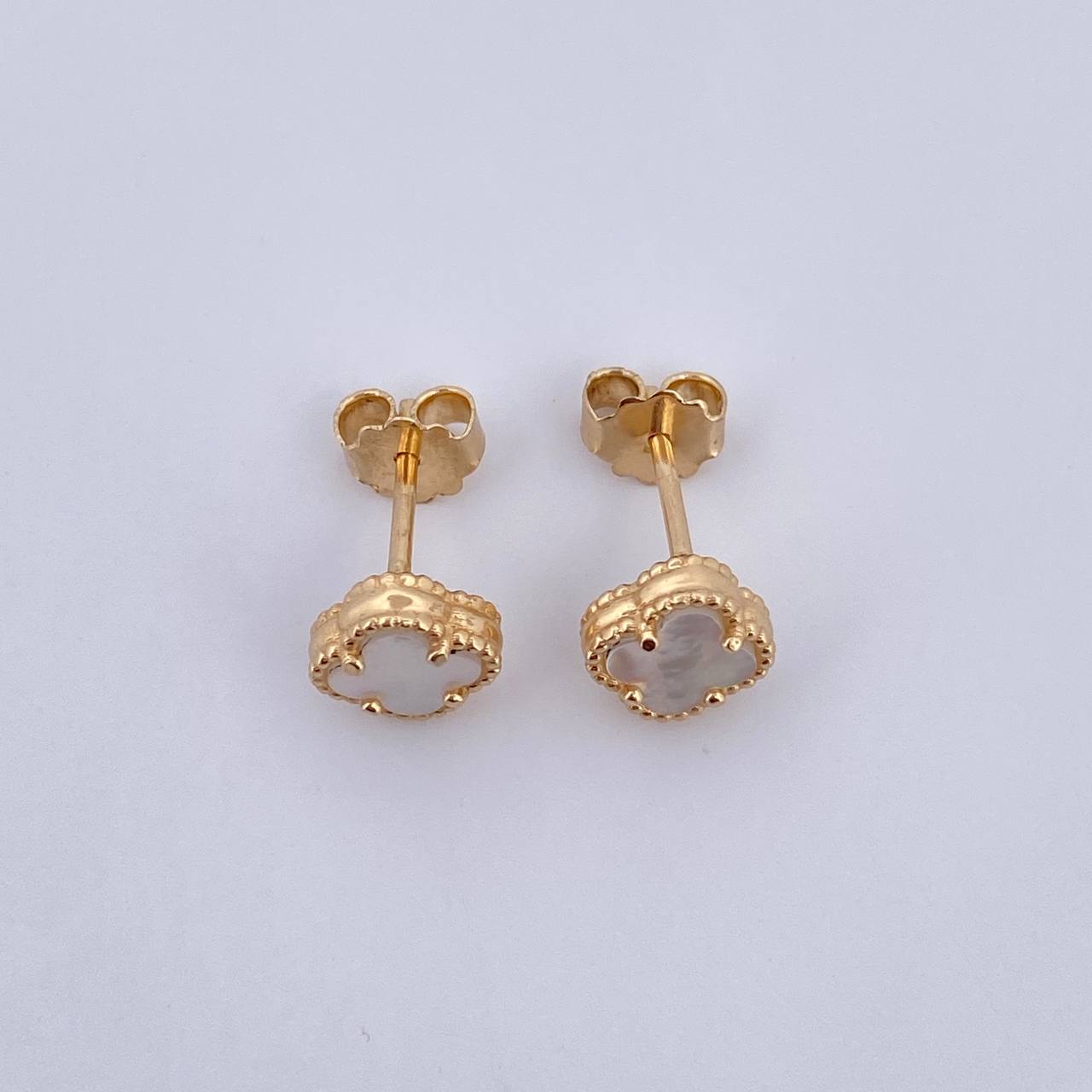 Topos Trebol 2gr / Nacar Blanco Oro Amarillo Nac.Esp. 18K &