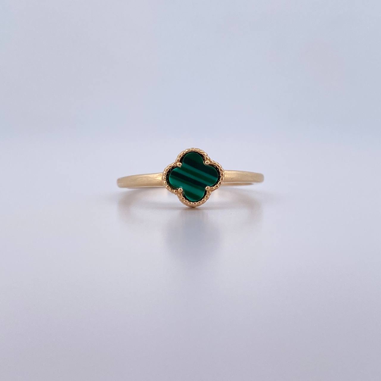 Anillo Trebol 2gr / T6 3/4 / Malaquita Verde Oro Amarillo 18K &