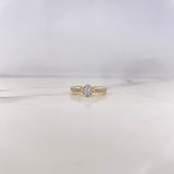 Anillo Solitario Puente 2.55gr / T6 1/2 / Circones Blancos Dos Oros Amarillo Blanco 18K $