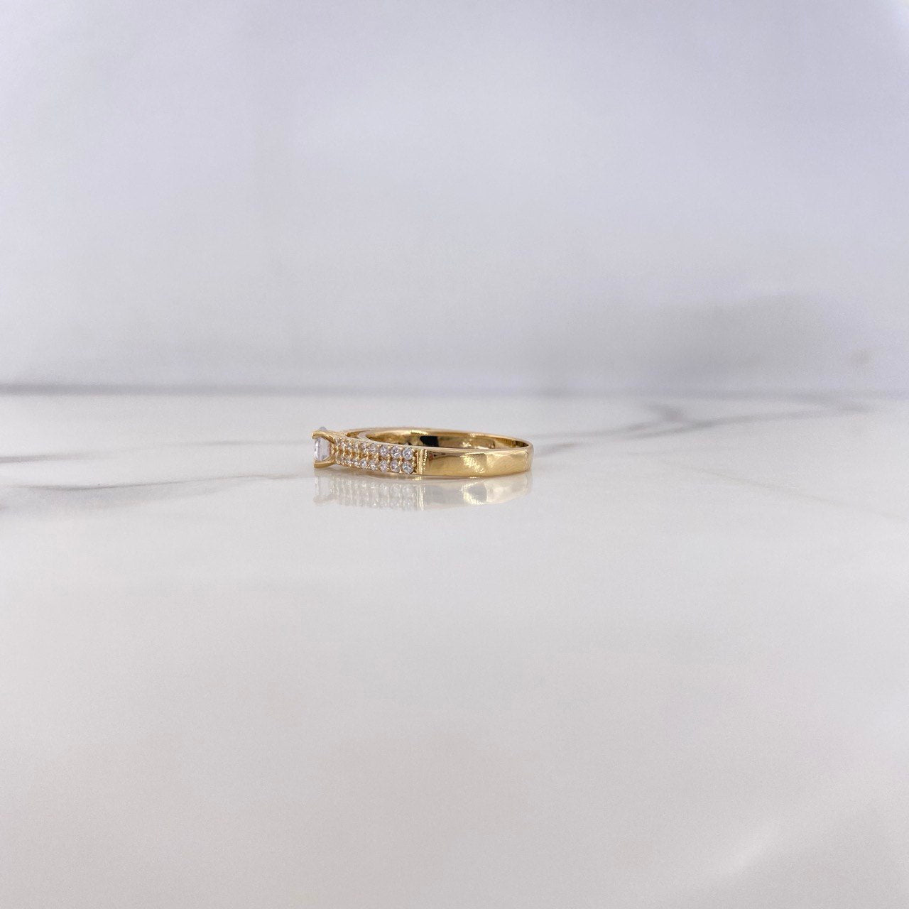 Anillo Solitario Puente 3.2gr / T7 / Circones Blancos Oro Amarillo 18K #