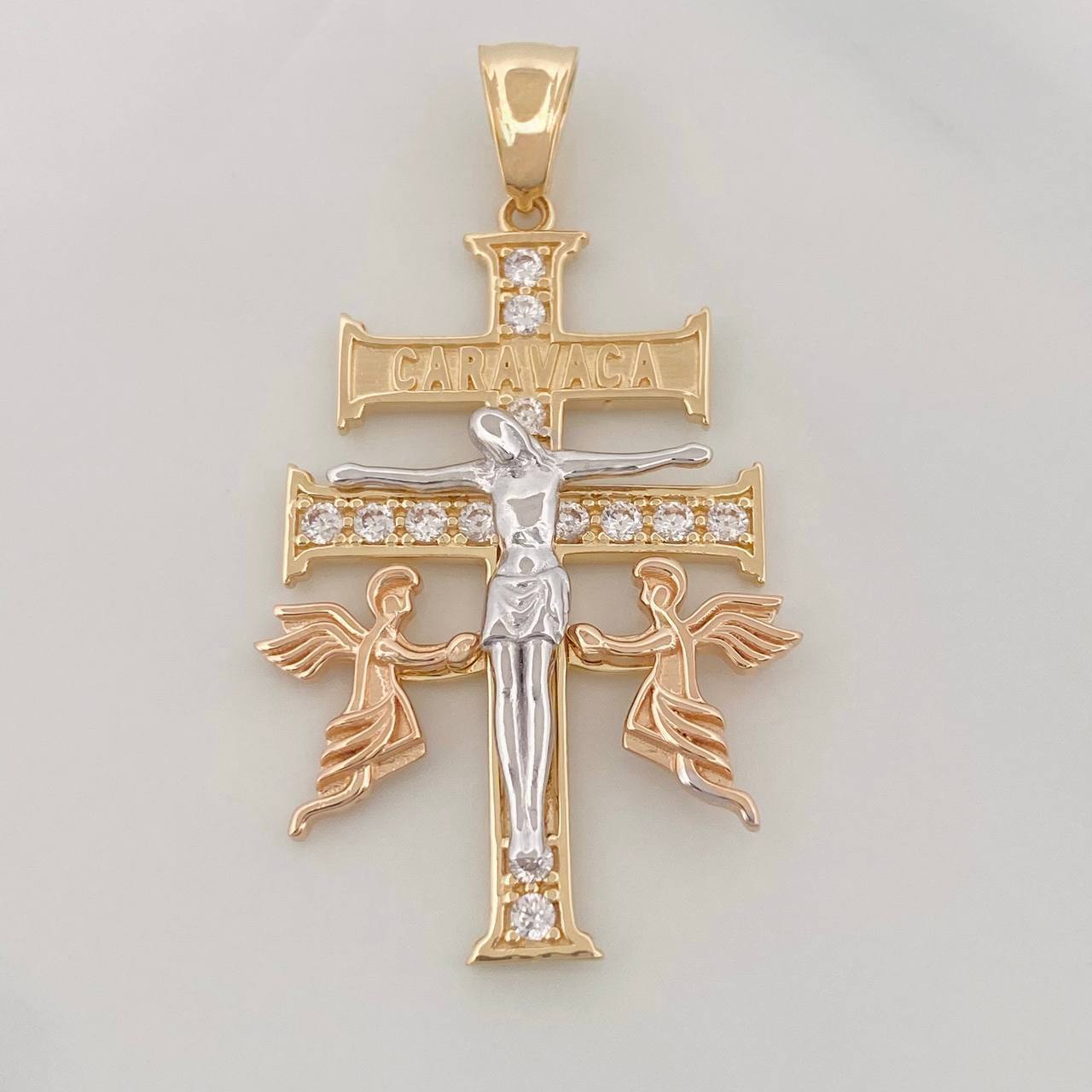 Dije Cruz Caravaca 7.35g / 4.5cm Tres Oros 18K