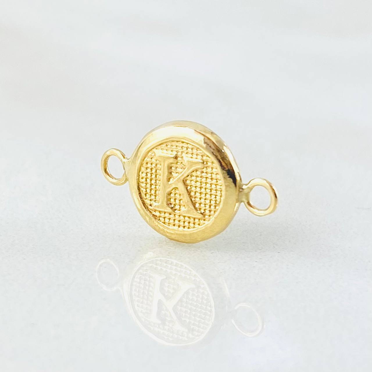 Herraje Letra K 0.4gr / 1.5cm / Oro Amarillo 18K