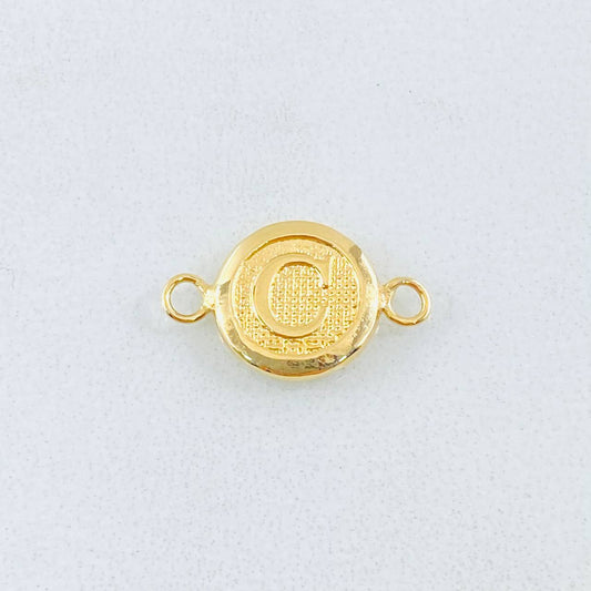 Herraje Letra C 0.4gr / 1.5cm / Oro Amarillo 18K