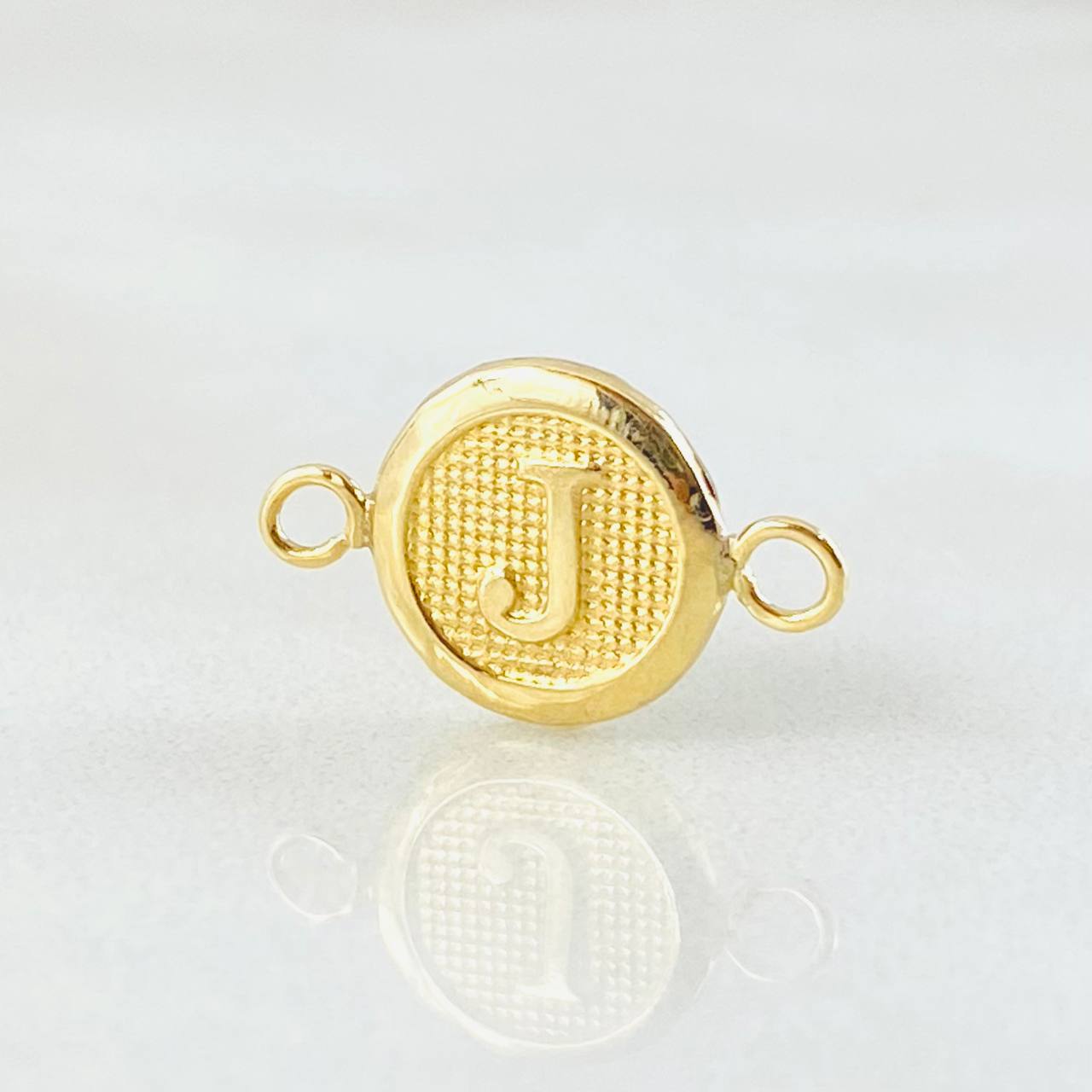 Herraje Letra J 0.4gr / 1.5cm / Oro Amarillo 18K