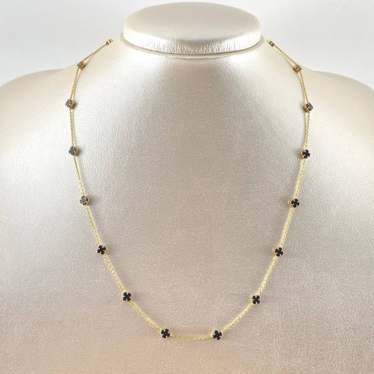 Cadena Aro Seguido Treból VCyA Gradual 5.1gr / 42.5cm-45.5cm / 0.7mm Onix Negro 17und Oro Amarillo Nac.Esp. 18K