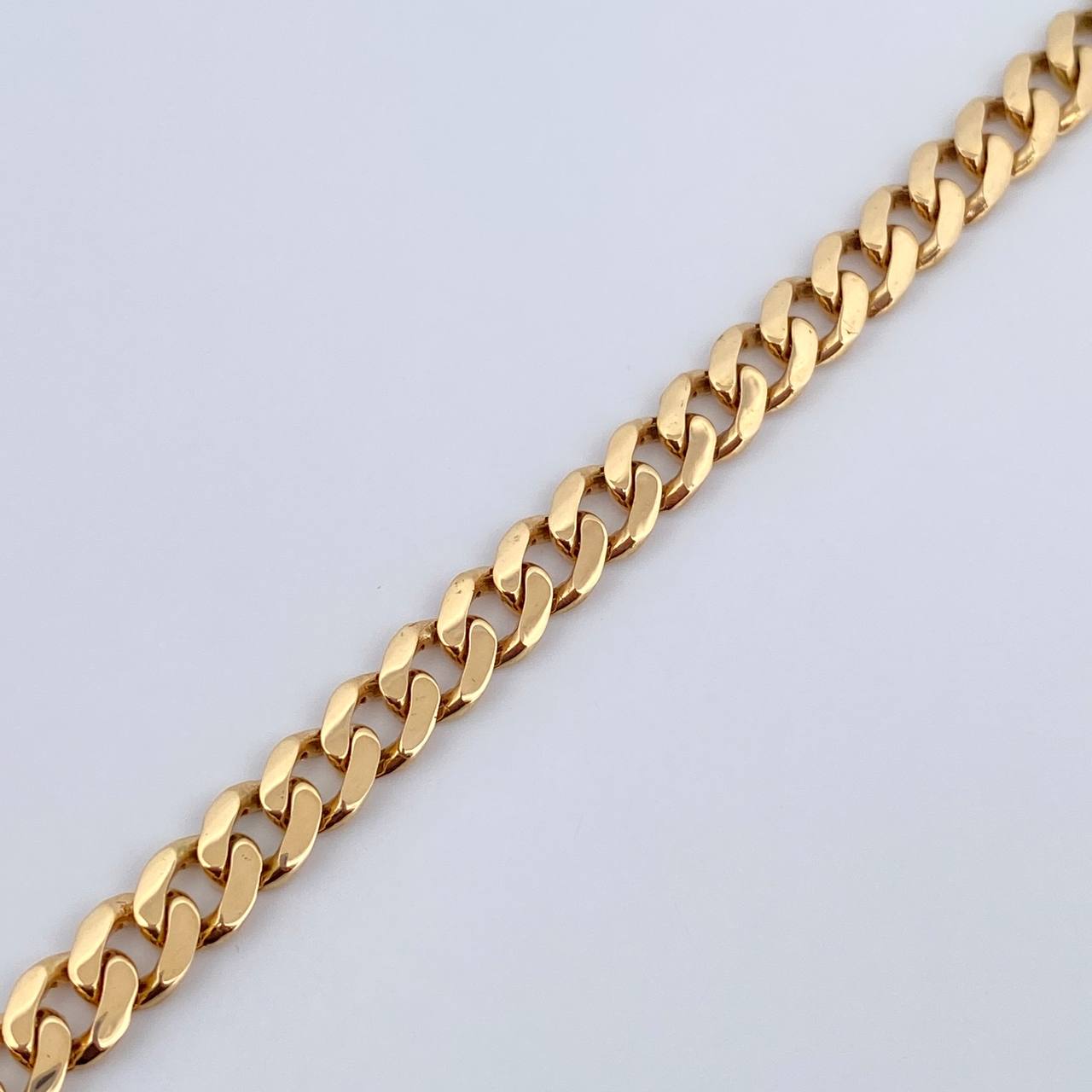 Pulso Cubano 8.95gr / 19.6cm / 5.7mm Oro Amarillo Nac.Esp. 18K &
