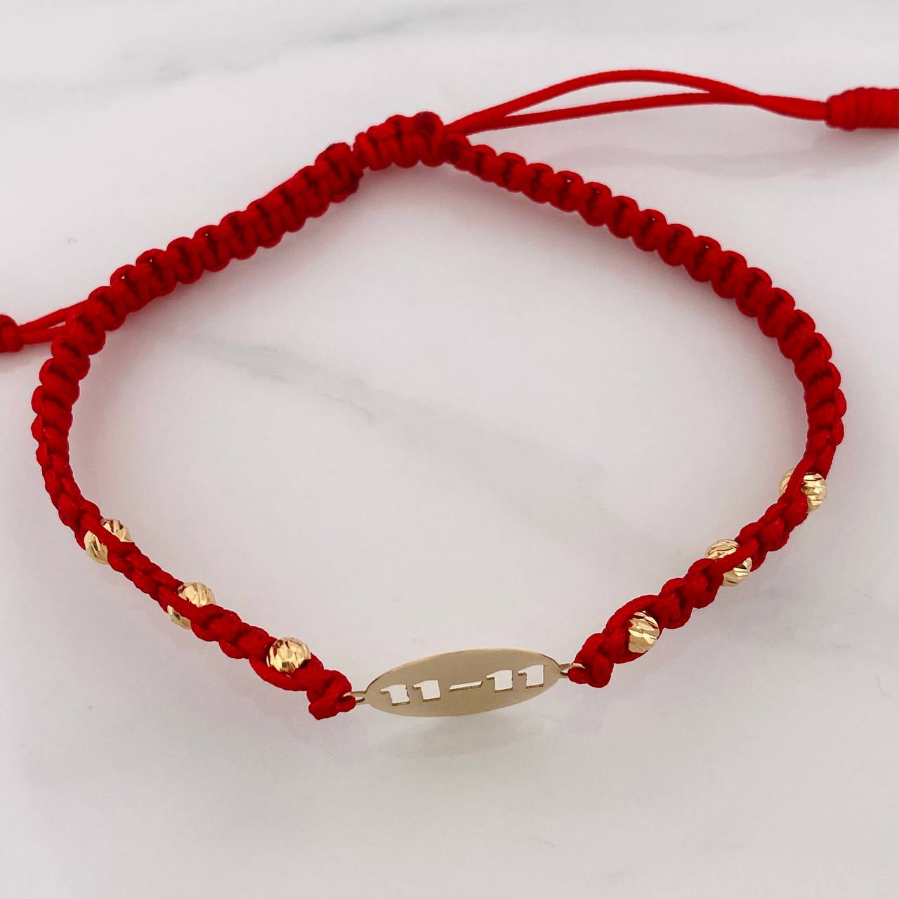 Pulsera Tejida Roja Placa 11-11 Oro Amarillo 18K