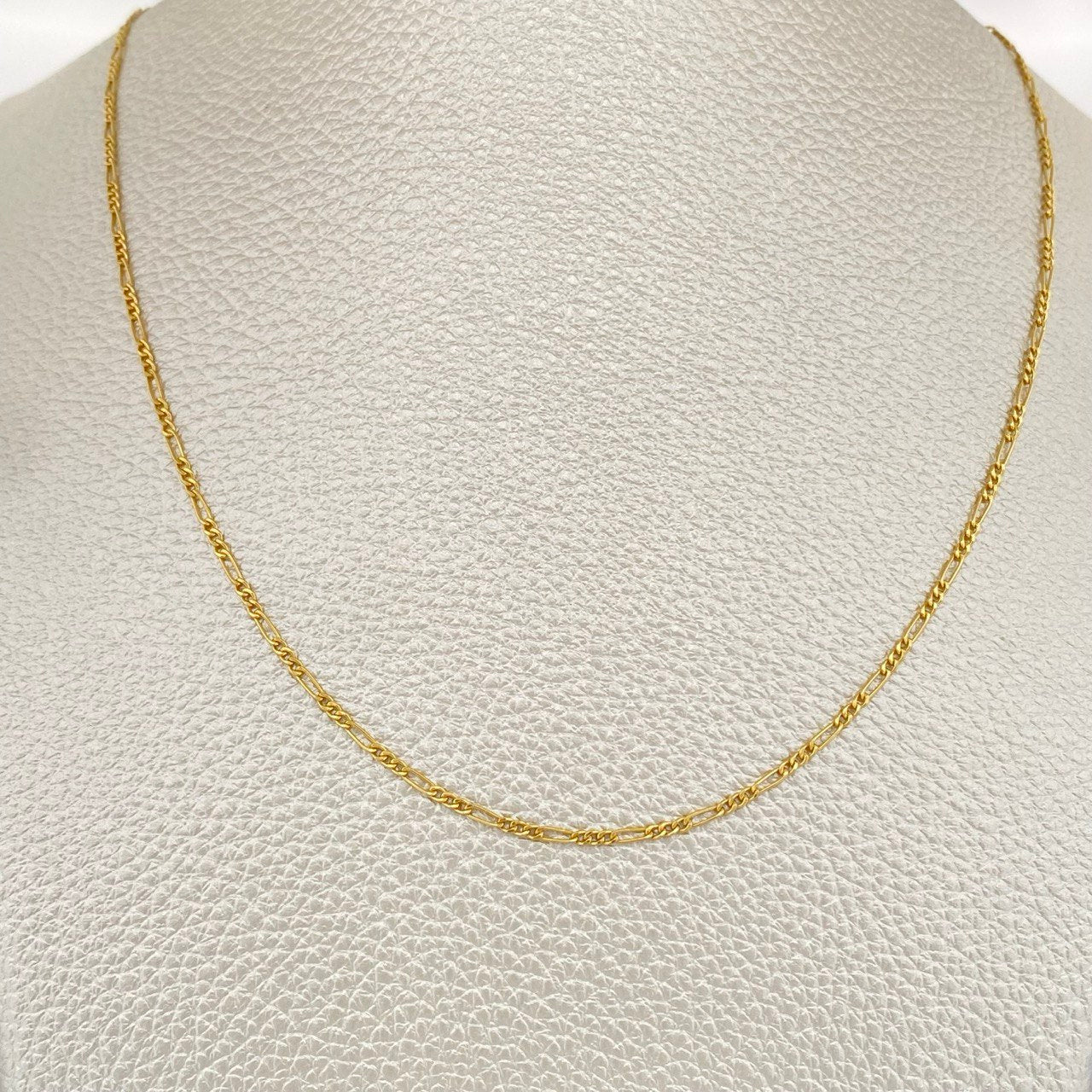 Cadena Figaro 1.7gr / 60.1cm / Oro Amarillo +1 18K %
