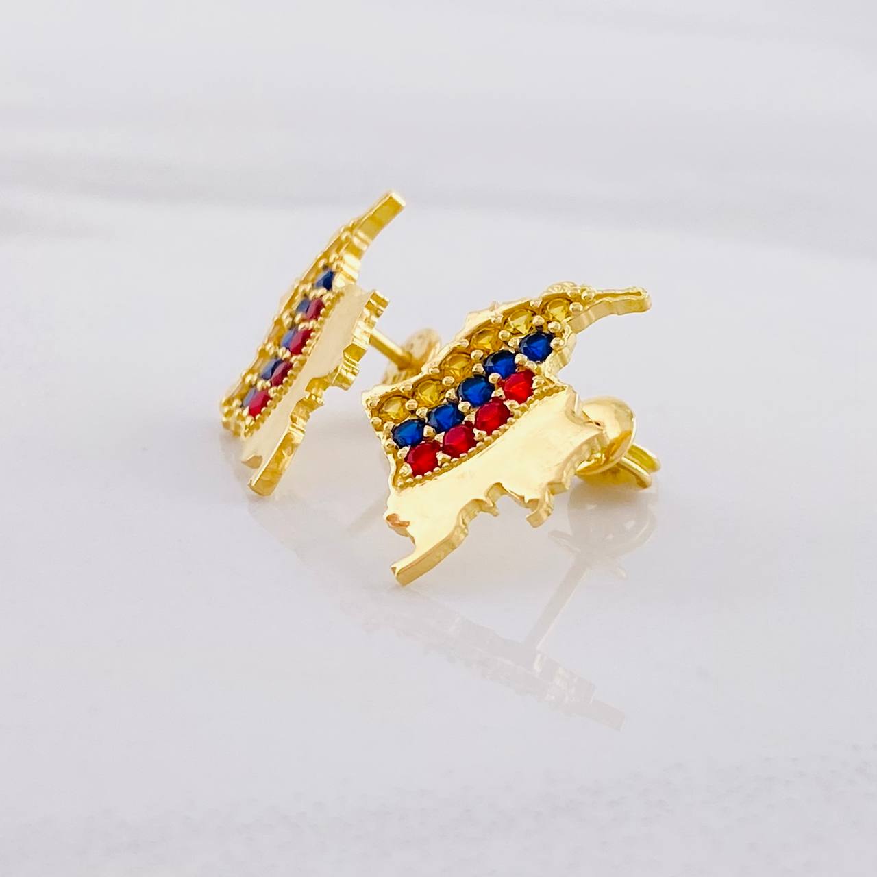 Topos Mapa de Colombia 3.65g / 18mm Oro Amarillo 18K