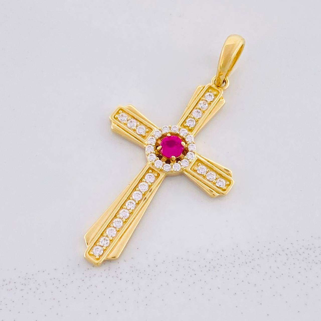 Dije Cruz Halo Central 3.9g / 4.1cm Oro Amarillo 18K