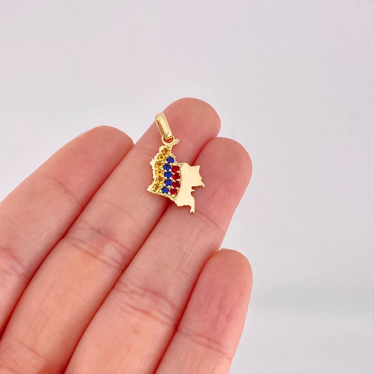 Dije Mapa Colombia 1.8g / 2.5cm Oro Amarillo 18K