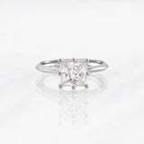 Anillo Solitario Moisanita 1 qts 1.8g / T5 1/2 Oro Blanco 18K