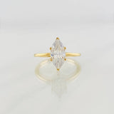 Anillo Marquesa Moisanita 1.5 qts 3.4g / T7 1/4 Oro Amarillo 18K