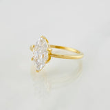 Anillo Marquesa Moisanita 1.5 qts 3.4g / T7 1/4 Oro Amarillo 18K
