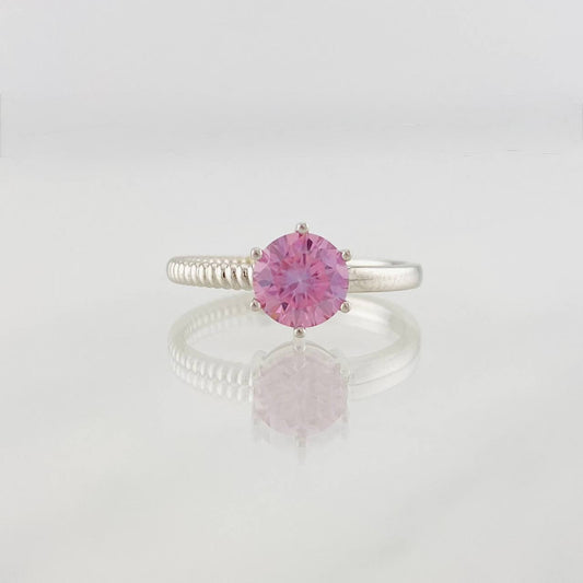 Anillo Solitario Moisanita 1 pts 2.35g / T6 1/4 Oro Blanco 18K