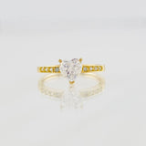 Anillo Corazon Moisanita 1 qts 08 pts 2.15g / T6 1/2 Oro Amarillo 18K