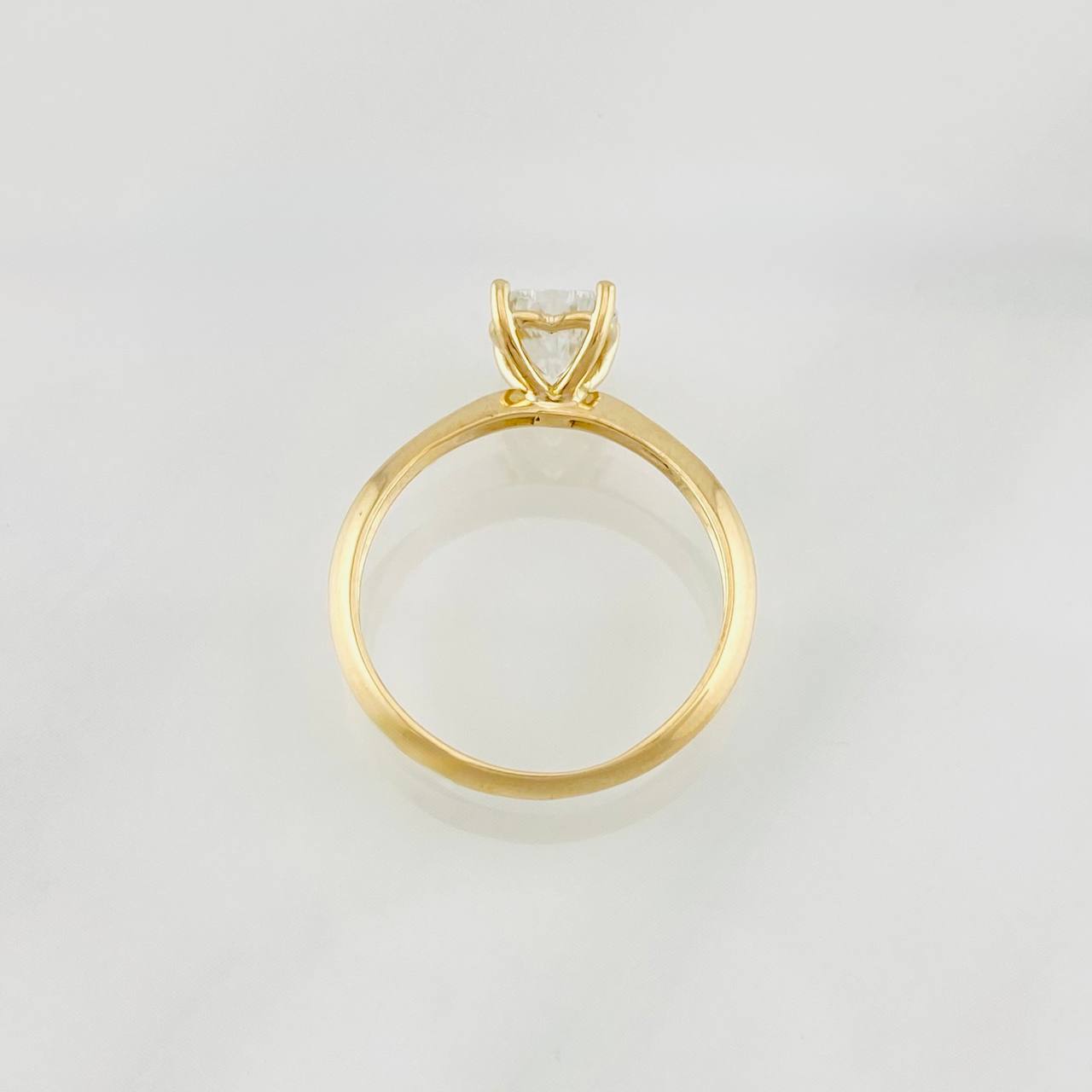 Anillo Solitario Corazón Moisanita 50 pts 1.6g / T6 Oro Amarillo 18K