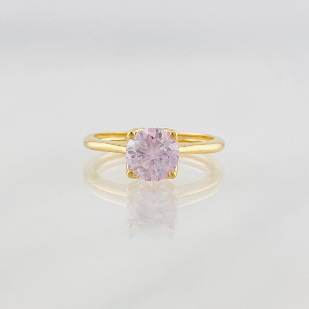 Anillo Solitario Moisanita 75 pts 1.9g / T6 Oro Amarillo 18K