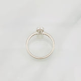 Anillo Solitario Gota Moisanitas 2.35 Qts 1.8g / T6 3/4 Oro Blanco 18K