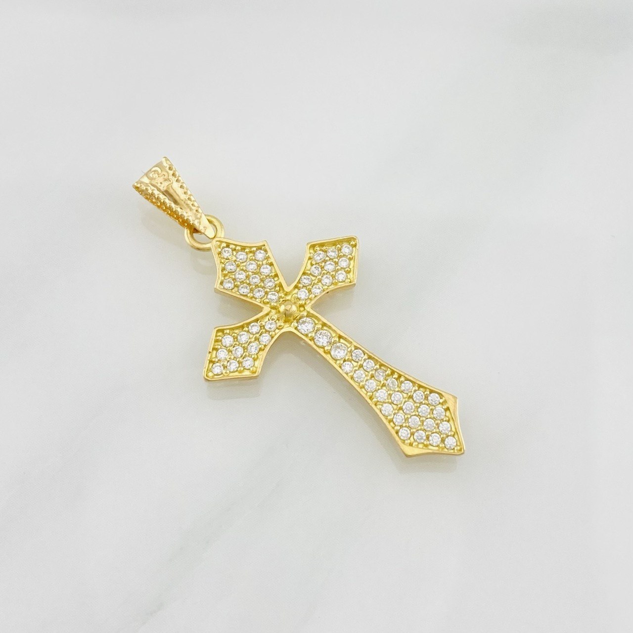 Dije Cruz Gótica 1.95g / 3.7cm Oro Amarillo 18K