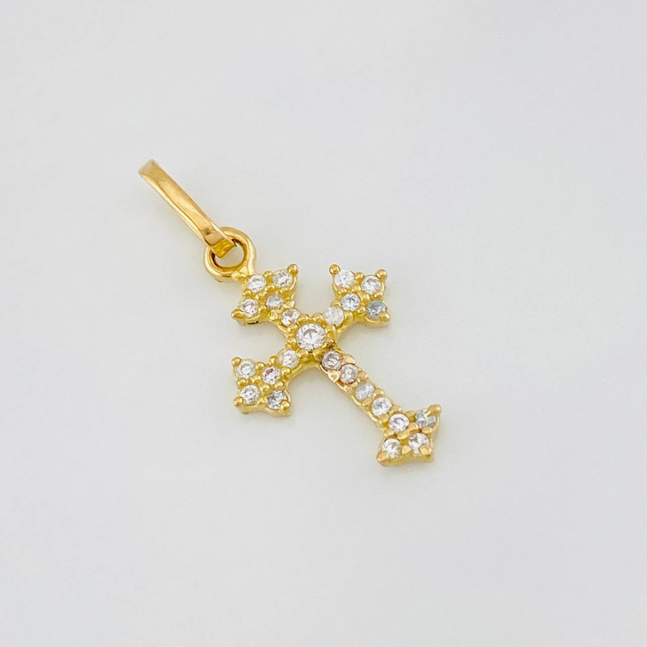 Dije Cruz Gótica 0.7g / 2cm Oro Amarillo 18K