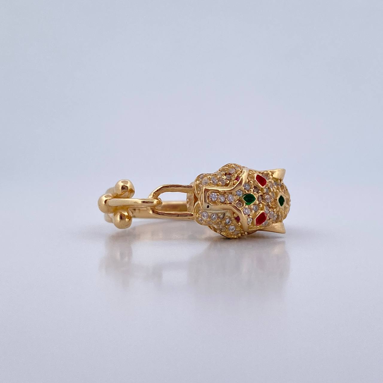 Anillo Pantera 6.55gr / T7 3/4 / Circones Fucsias Blancos Oro Amarillo 18K &