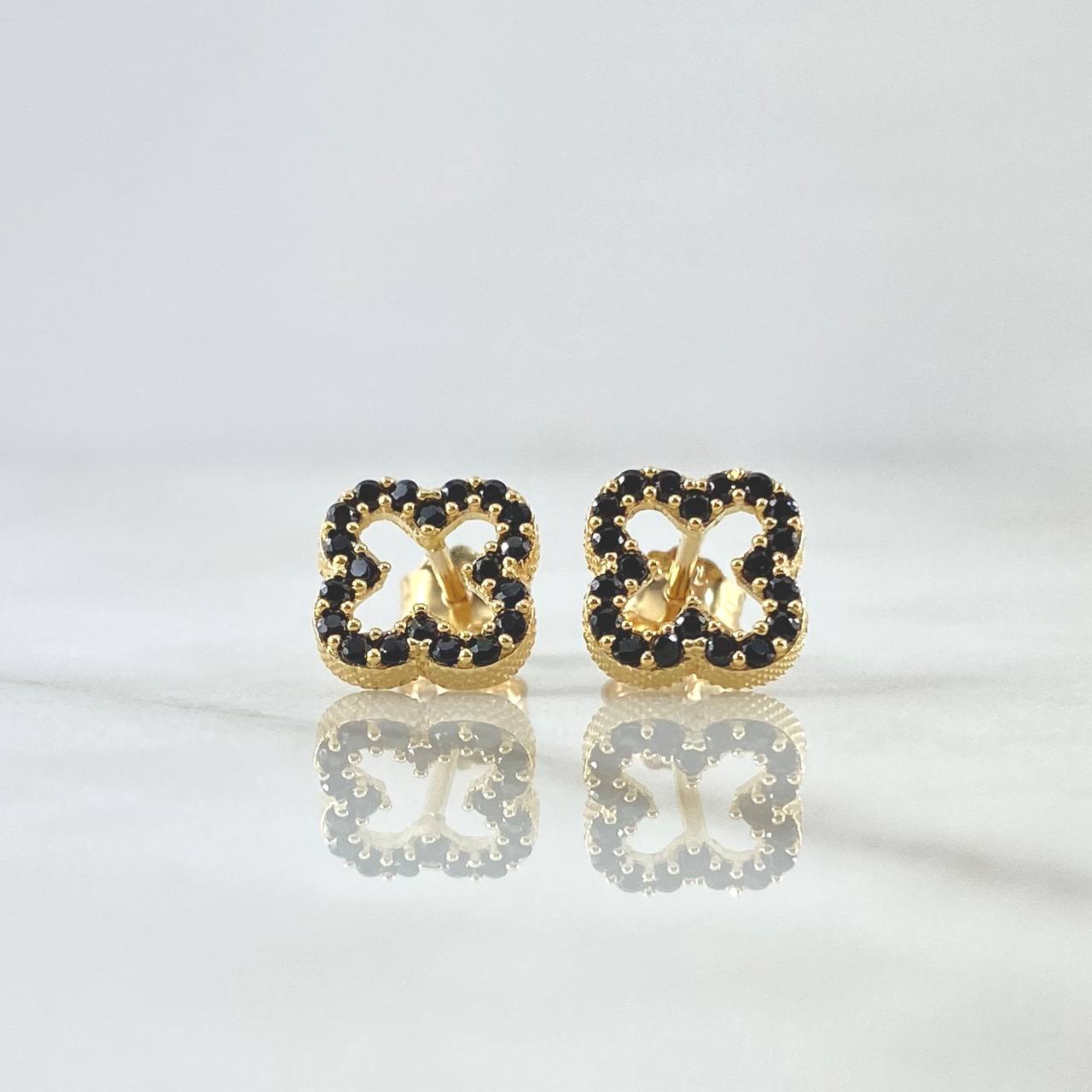 Topos Trebol 1.95gr / 9mm Circones Negros Oro Amarillo 18K