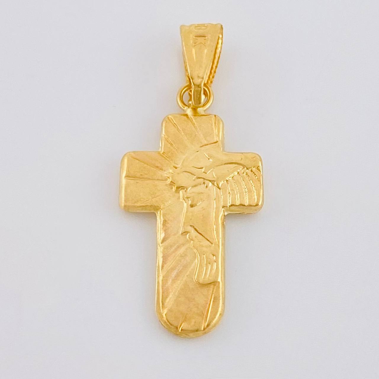 Dije Cruz Rostro Cristo 0.85 g / 2.6 cm Oro Amarillo 18K