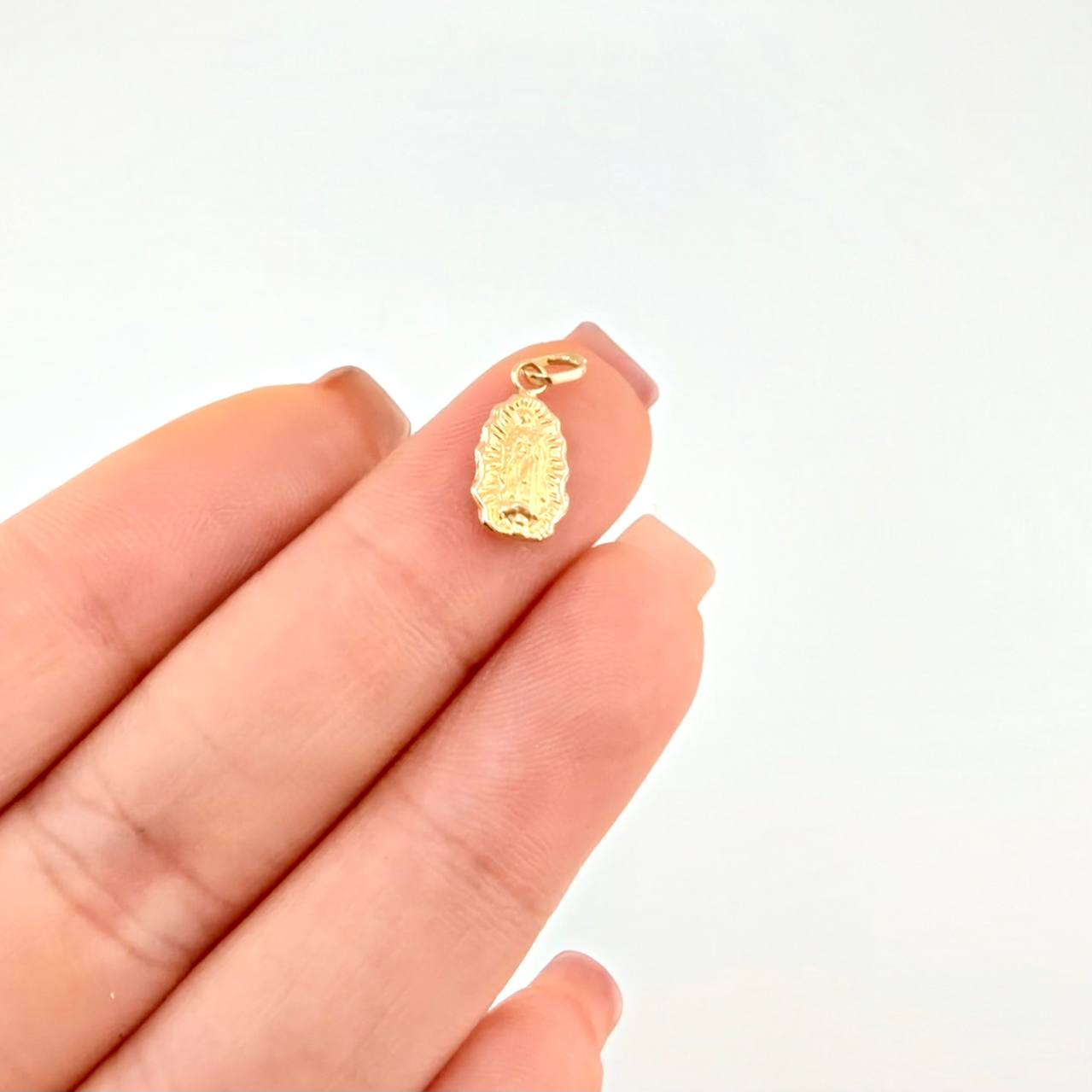 Dije Virgen Guadalupe 0.4 g / 1.8 cm Oro Amarillo 18K