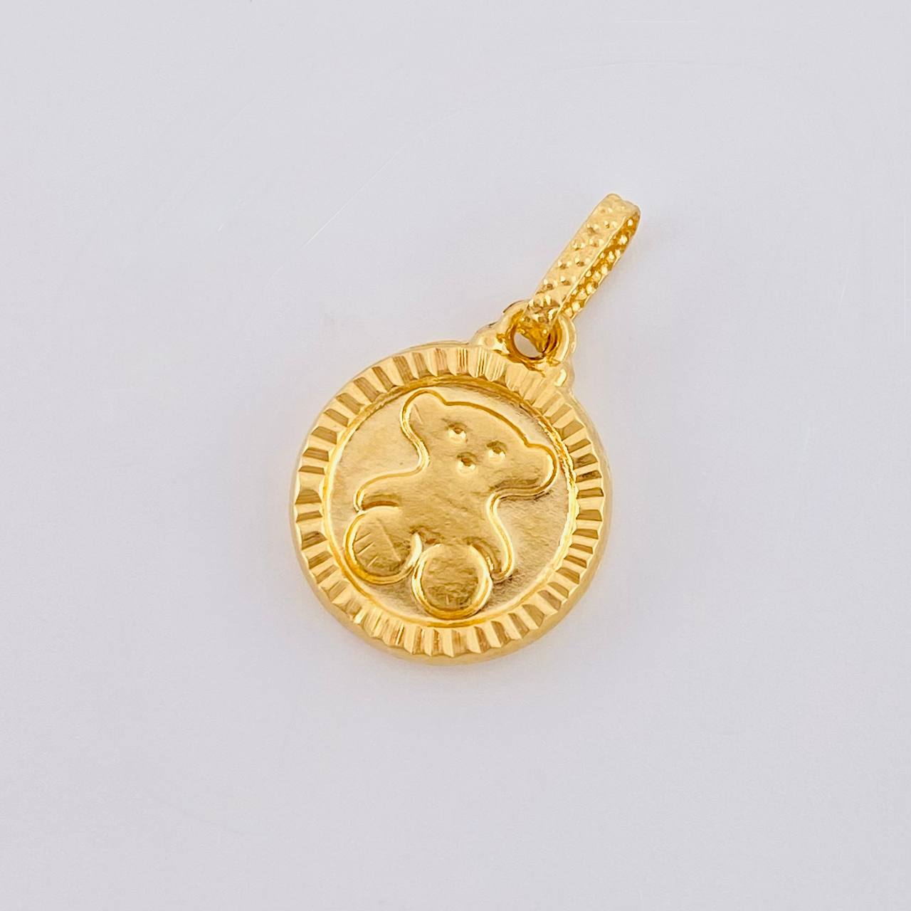 Dije Circulo Oso 0.95 g / 2 cm Oro Amarillo 18K