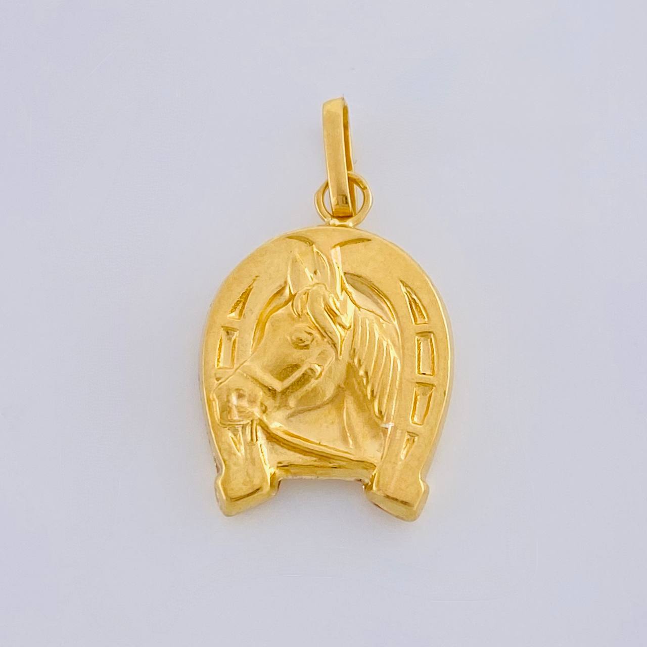 Dije Herradura Caballo 1.15 g / 2.3 cm Oro Amarillo 18K