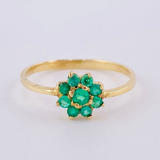 Anillo Flor Esmeraldas 35Pts 1.4 g / T6 1/4 Oro Amarillo 18K