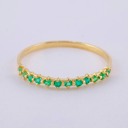 Anillo Carril Esmerladas 30Pts 0.85 g / T6 1/4 Oro Amarillo 18K