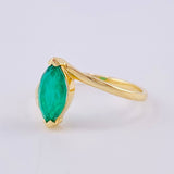 Anillo Ovalo Marqueza Esmeralda 70Pts 1.95 g / T6 1/2 Oro Amarillo 18K