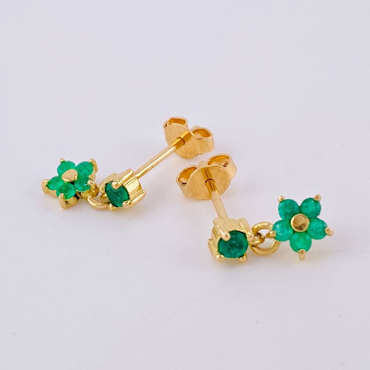 Topos Colgante Esmeralda 30Pts 1.75 g / 1 cm Oro Amarillo 18K
