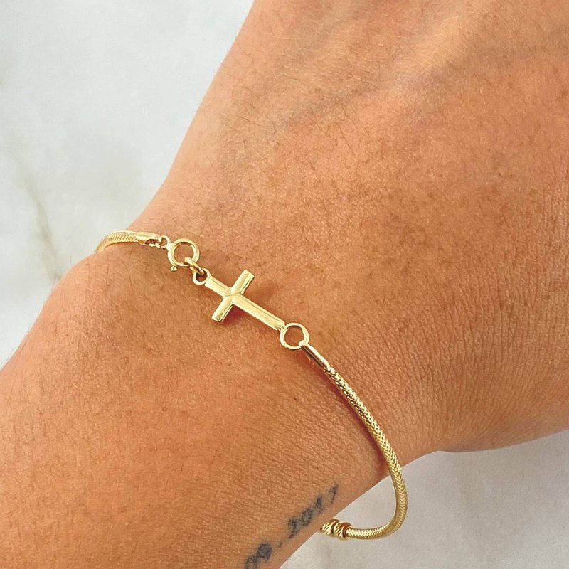 Pulso Cruz Reticulado 2.1gr / 19cm / +4 Oro 18K