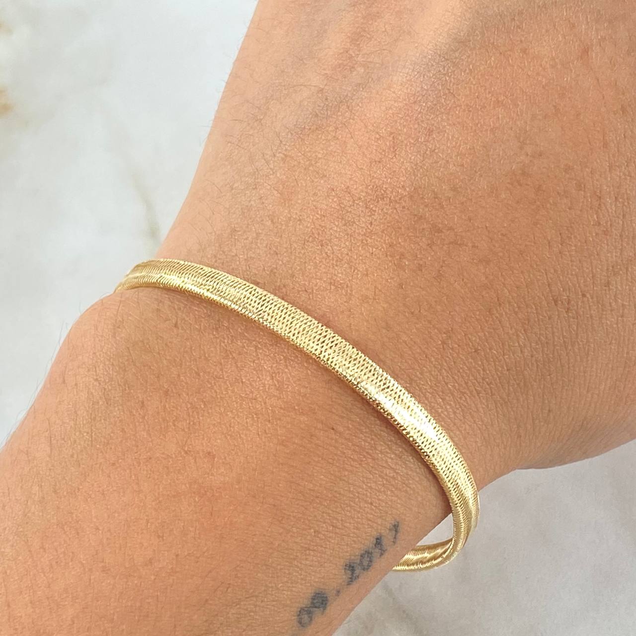 Pulso Flex 2.05gr / 19cm-21cm / +4 Oro 18K
