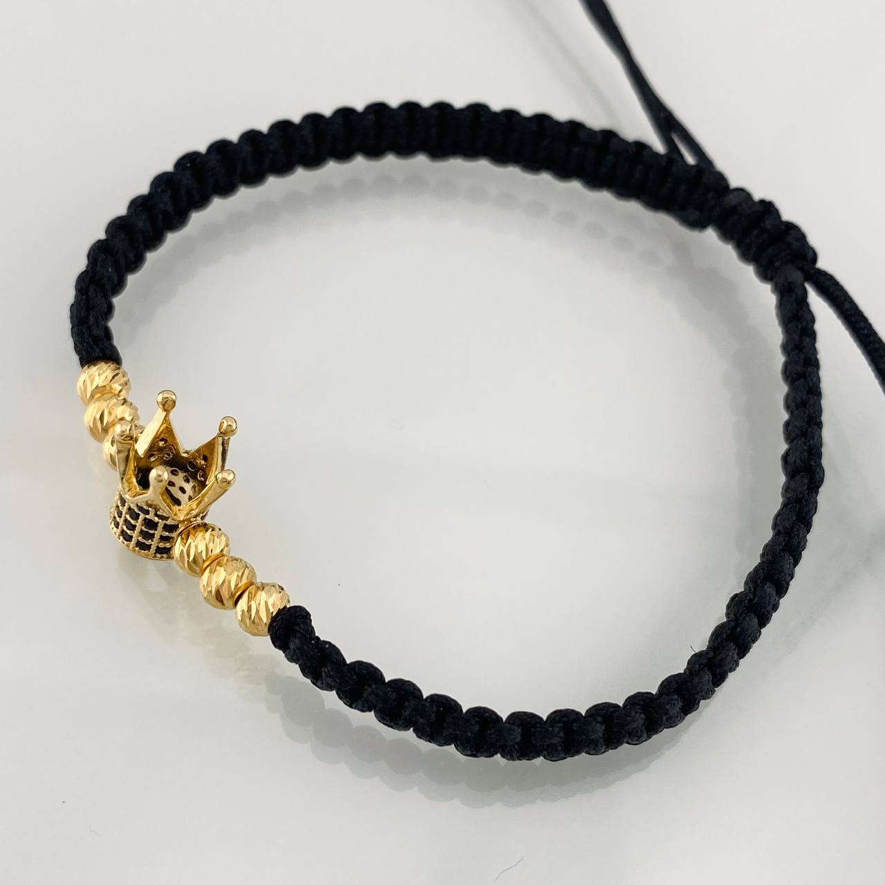 Pulsera Tejida Negra Corona Oro Amarillo 18K